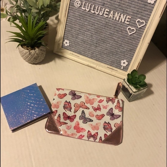 Makeup palette holder + butterfly Ipsy bag - Picture 1 of 5